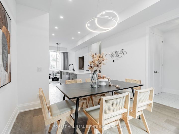 Photo 8 at UNIT-5 - 35 Dervock Crescent, Bayview Village, Toronto