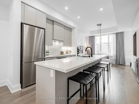 Photo 9 at UNIT-5 - 35 Dervock Crescent, Bayview Village, Toronto