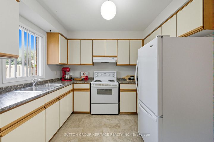 Photo 11 at 69 Spragg Circle, Markham Village, Markham