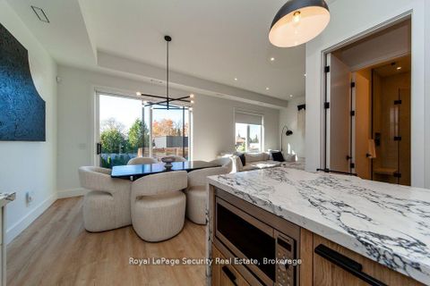 Photo 5 at 70 Chamberlain Avenue, Belgravia, Toronto