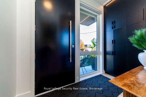Photo 21 at 70 Chamberlain Avenue, Belgravia, Toronto