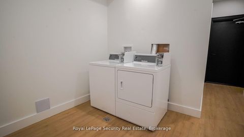 Photo 30 at 70 Chamberlain Avenue, Belgravia, Toronto