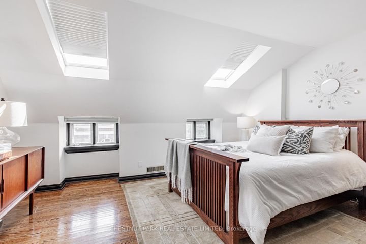 Photo 18 at 244 Cottingham Street, Casa Loma, Toronto