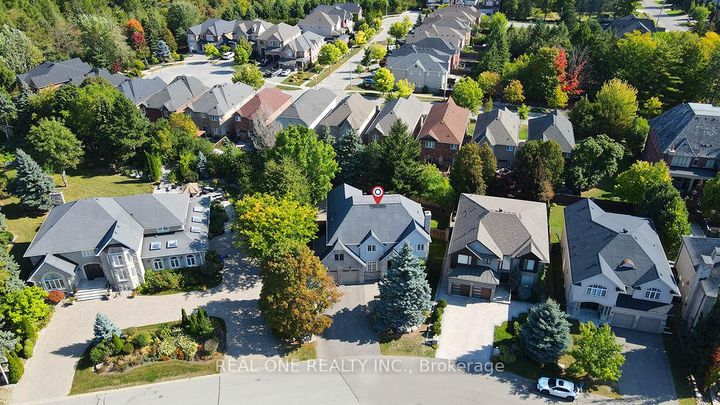Photo 1 at 19 Anglin Drive, Jefferson, Richmond Hill