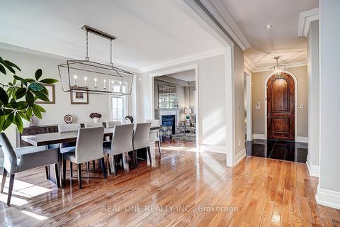 Photo 8 at 19 Anglin Drive, Jefferson, Richmond Hill