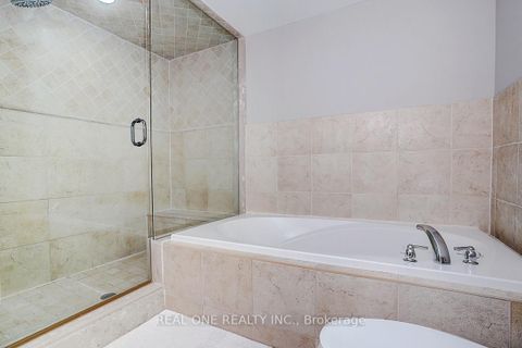 Photo 30 at 19 Anglin Drive, Jefferson, Richmond Hill