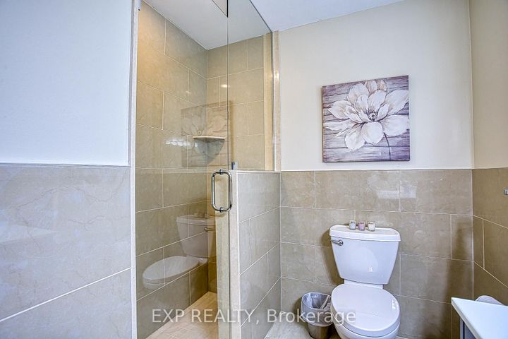 Photo 13 at 633 Rosseau Road, Rosedale, Hamilton