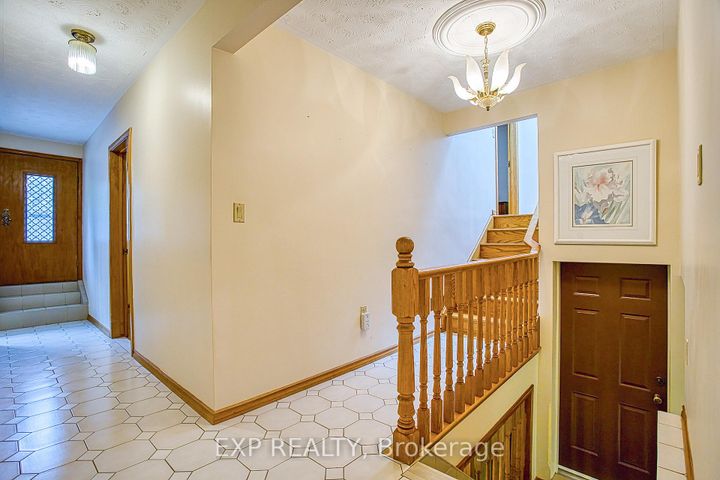 Photo 14 at 633 Rosseau Road, Rosedale, Hamilton