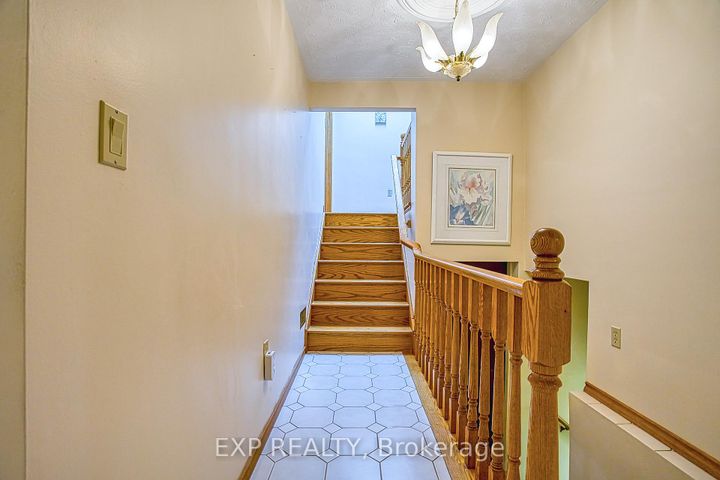 Photo 15 at 633 Rosseau Road, Rosedale, Hamilton