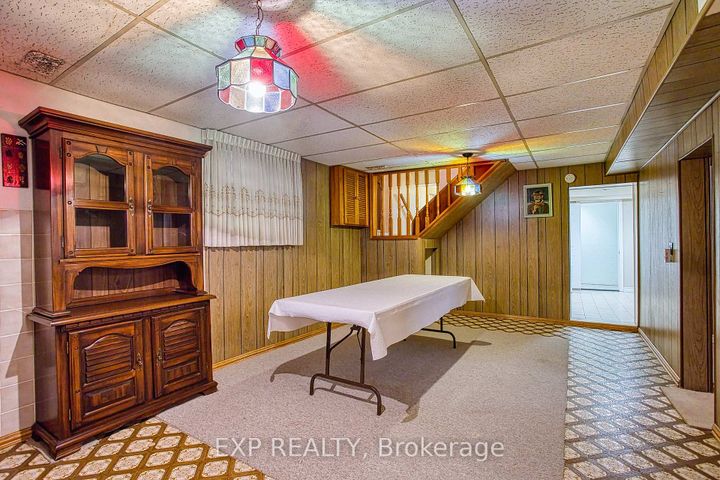 Photo 23 at 633 Rosseau Road, Rosedale, Hamilton