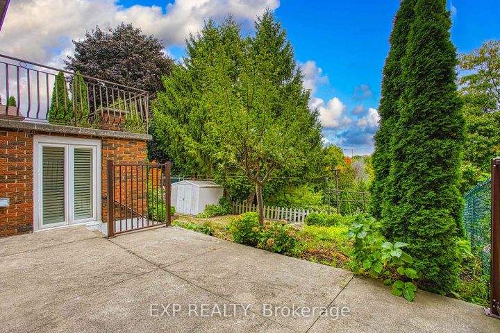 Photo 32 at 633 Rosseau Road, Rosedale, Hamilton