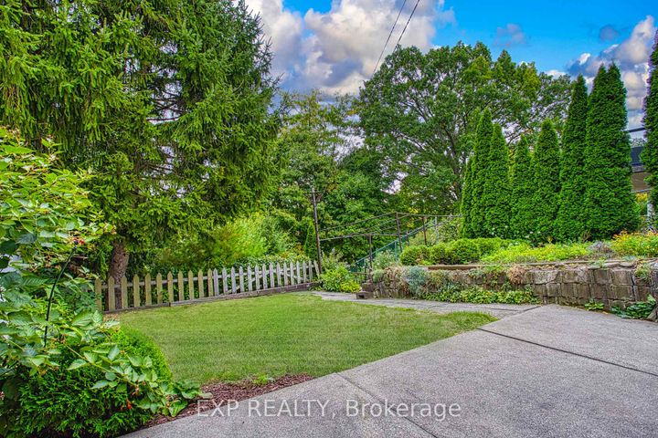 Photo 36 at 633 Rosseau Road, Rosedale, Hamilton