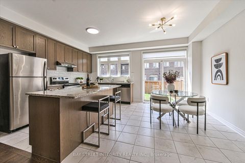 Photo 10 at 54 Walter Proctor Road, Sharon, East Gwillimbury