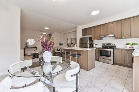 Photo 12 at 54 Walter Proctor Road, Sharon, East Gwillimbury