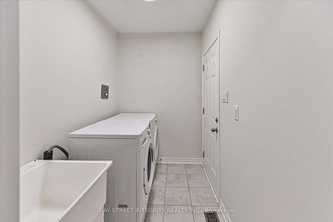 Photo 16 at 54 Walter Proctor Road, Sharon, East Gwillimbury
