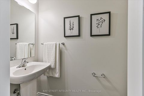 Photo 17 at 54 Walter Proctor Road, Sharon, East Gwillimbury