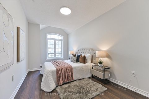 Photo 24 at 54 Walter Proctor Road, Sharon, East Gwillimbury