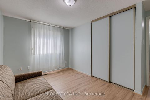 Photo 12 at 404 Milner Avenue S, Malvern, Toronto