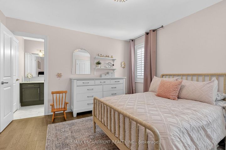 Photo 25 at 117 Wimberly Avenue, Waterdown, Hamilton
