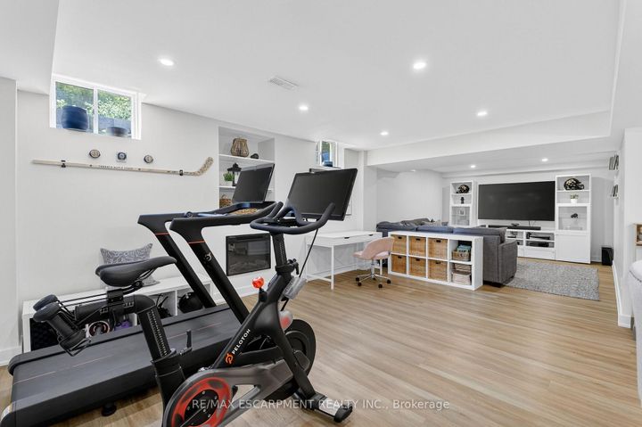 Photo 35 at 117 Wimberly Avenue, Waterdown, Hamilton