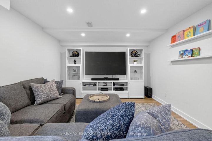 Photo 37 at 117 Wimberly Avenue, Waterdown, Hamilton