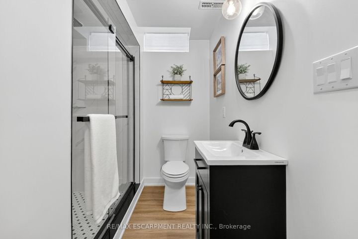 Photo 38 at 117 Wimberly Avenue, Waterdown, Hamilton