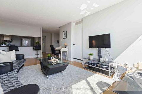Photo 6 at 711 - 10 Martha Eaton Way, Amesbury, Toronto