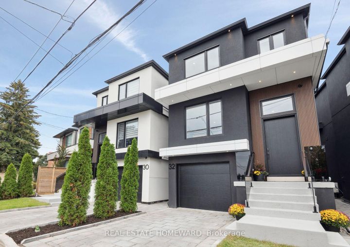 Photo 1 at 32 Westlake Crescent, Lumsden, Toronto
