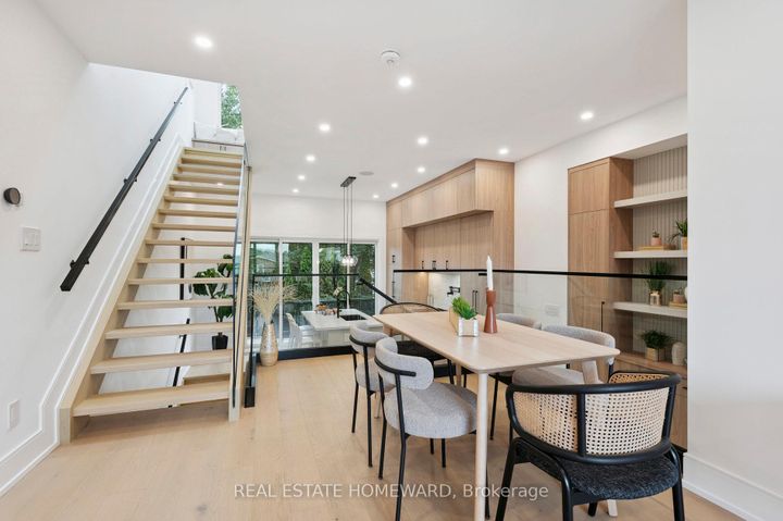 Photo 12 at 32 Westlake Crescent, Lumsden, Toronto