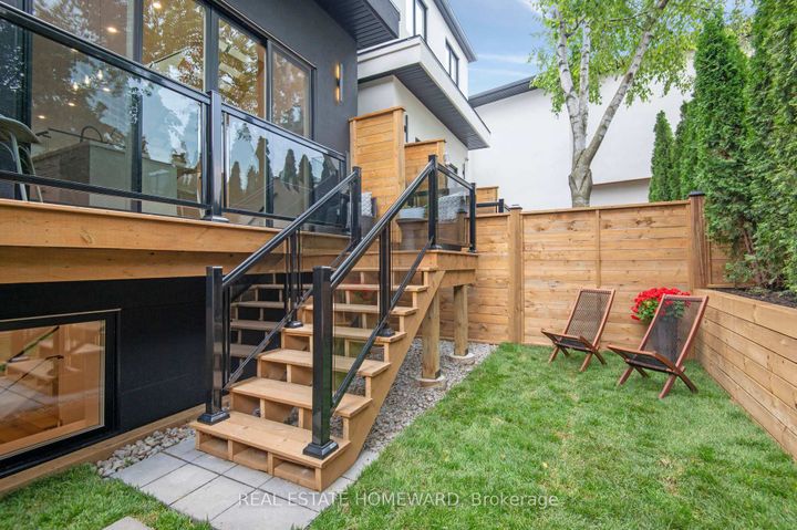 Photo 34 at 32 Westlake Crescent, Lumsden, Toronto