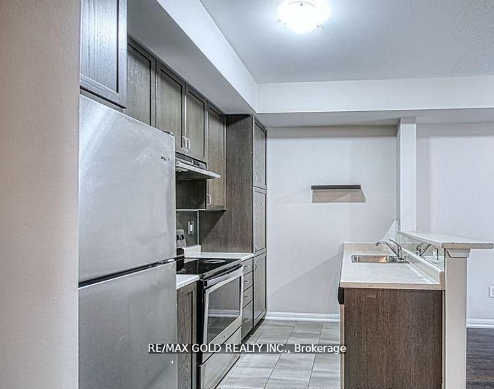 Photo 6 at 118 - 250 Sunny Meadow Boulevard, Wellington, Brampton