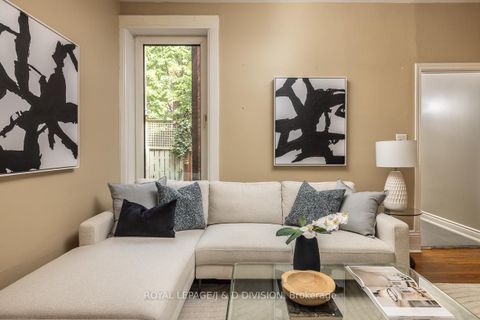 Photo 8 at 16 Boswell Avenue, Annex, Toronto