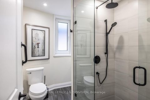 Photo 20 at 16 Boswell Avenue, Annex, Toronto