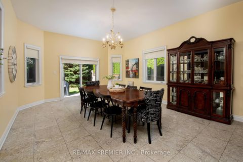 Photo 16 at 28 Timberwood Drive, Sonoma Heights, Vaughan