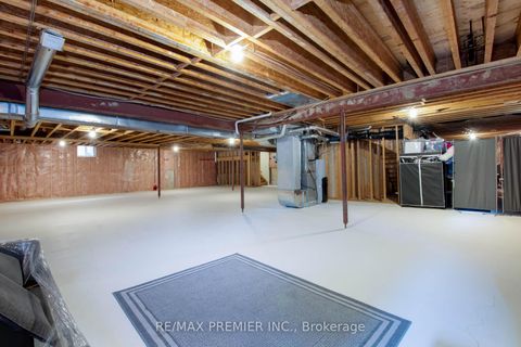 Photo 30 at 28 Timberwood Drive, Sonoma Heights, Vaughan