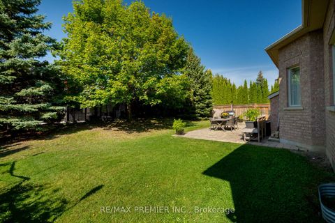 Photo 33 at 28 Timberwood Drive, Sonoma Heights, Vaughan
