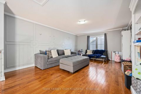 Photo 33 at 161 Carnwith Drive W, Brooklin, Whitby