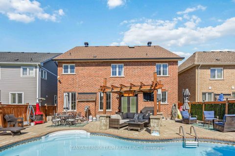 Photo 44 at 161 Carnwith Drive W, Brooklin, Whitby