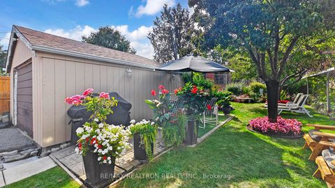 Photo 3 at 50 Karnwood Drive, Birchmount, Toronto