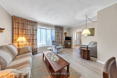 Photo 6 at 24 Beran Drive, Woburn, Toronto