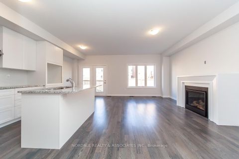 Photo 9 at 1434 STOVELL Crescent, Lefroy, Innisfil