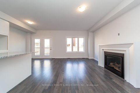 Photo 11 at 1434 STOVELL Crescent, Lefroy, Innisfil