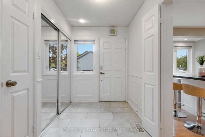 Photo 5 at 37 Rainbow Creekway, Bayview Village, Toronto