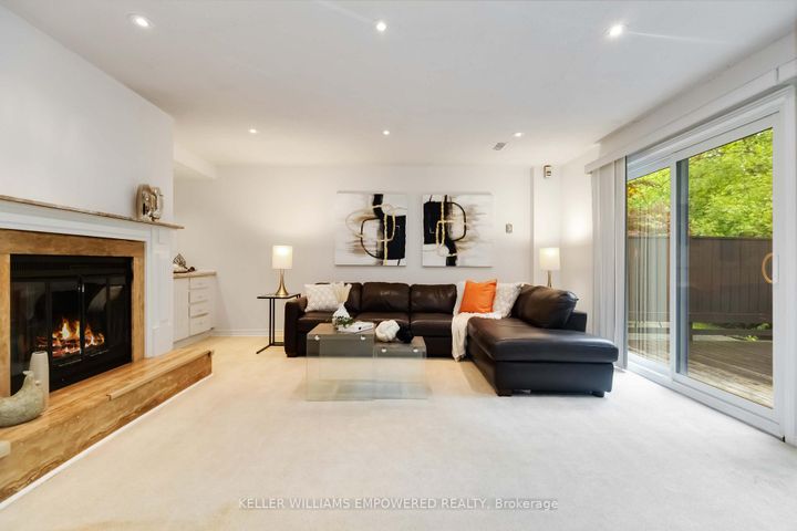 Photo 20 at 37 Rainbow Creekway, Bayview Village, Toronto