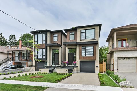 Photo 1 at 32 Thirty Eighth Street, Long Branch, Toronto
