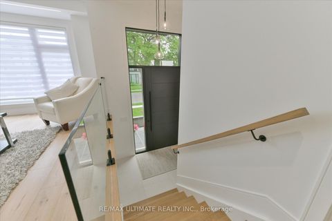 Photo 3 at 32 Thirty Eighth Street, Long Branch, Toronto