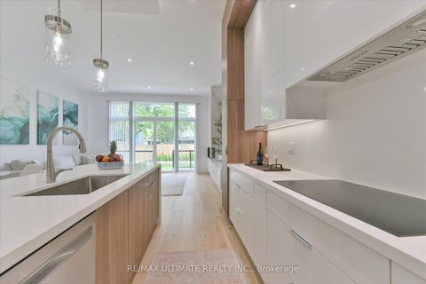 Photo 12 at 32 Thirty Eighth Street, Long Branch, Toronto