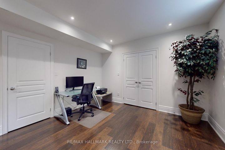 Photo 42 at 436 Paradelle Drive, Oak Ridges Lake Wilcox, Richmond Hill