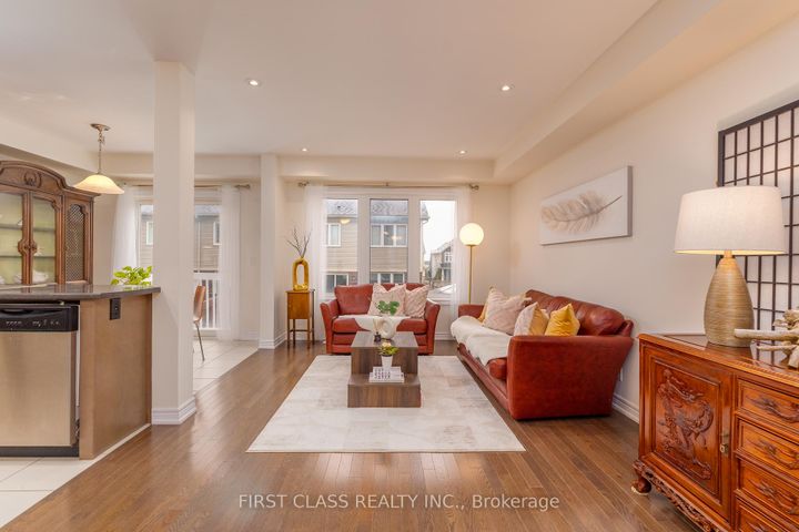 Photo 5 at 42 GREAT GABE Crescent, Windfields, Oshawa