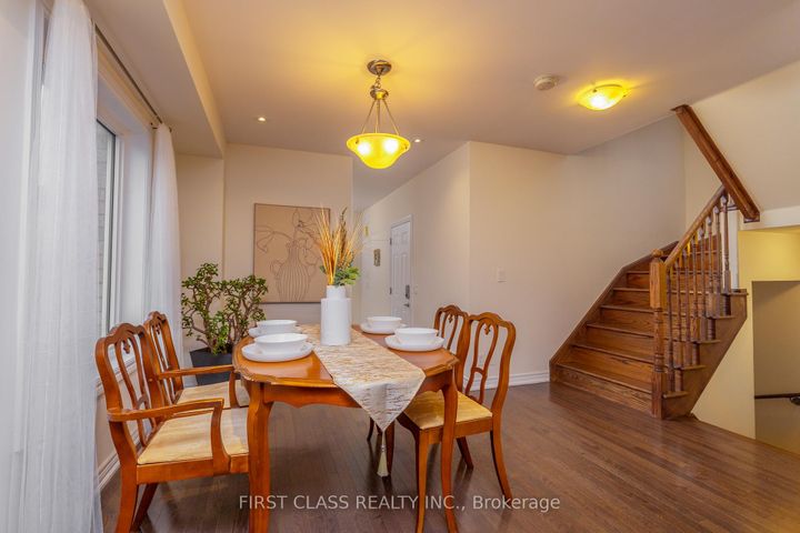 Photo 8 at 42 GREAT GABE Crescent, Windfields, Oshawa
